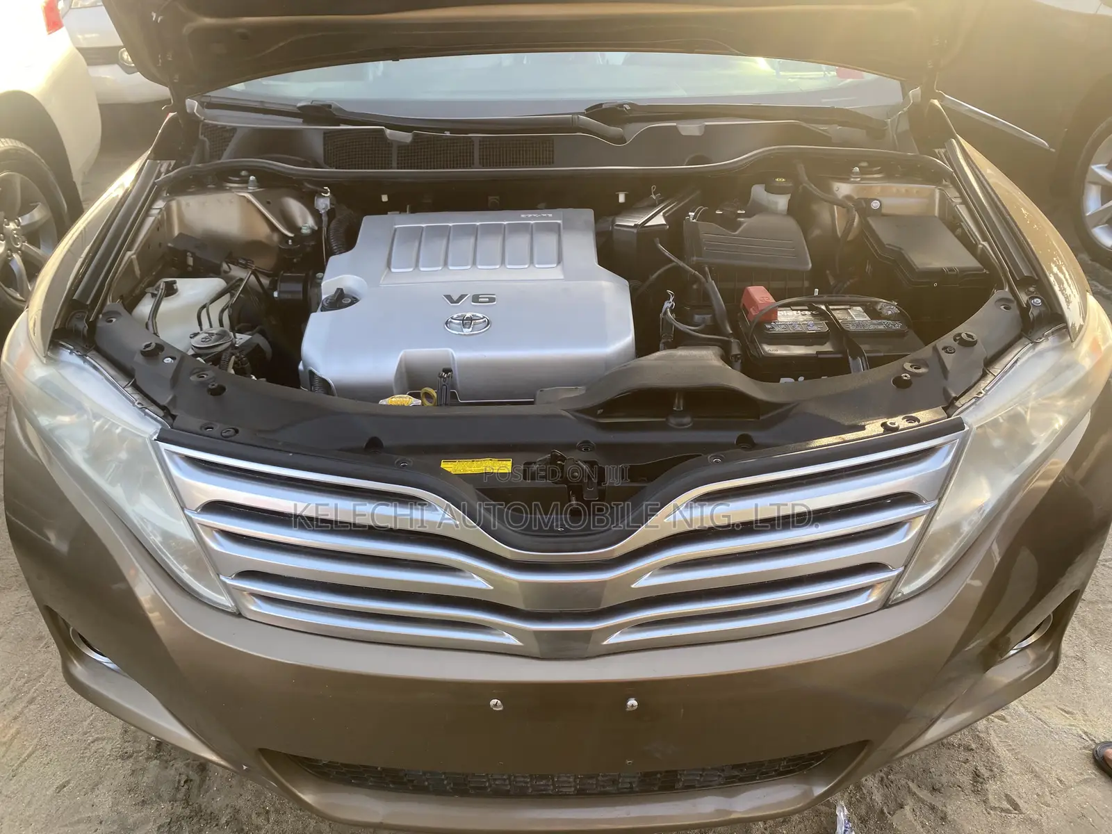 Toyota Venza AWD 2011 Brown
