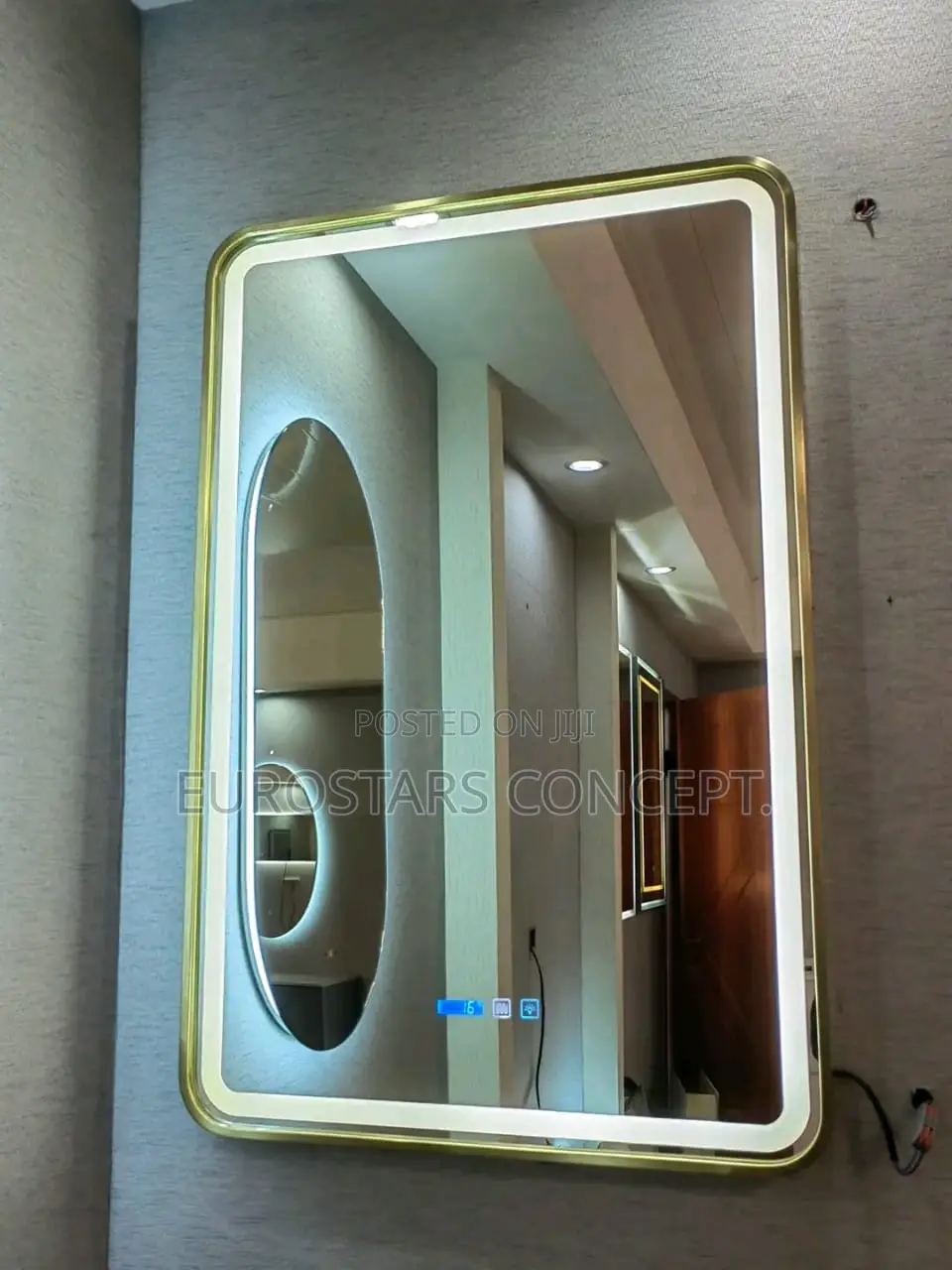 Square Gold Luxury Led Mirror