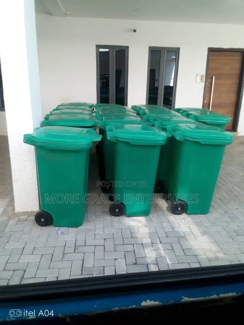 240 Litres Waste Bin.