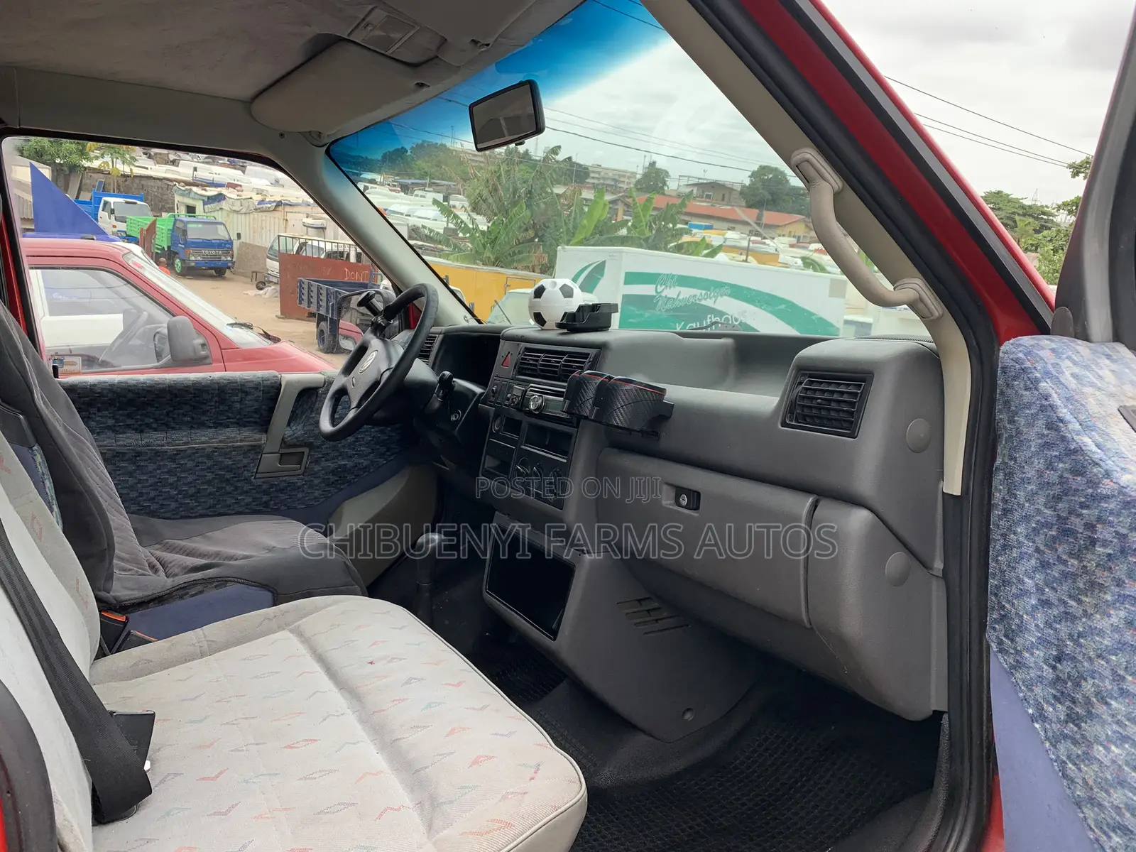 Volkswagen Transporter 2002 Red
