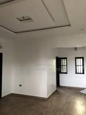 2bdrm Block of Flats in Osubi, Warri for rent