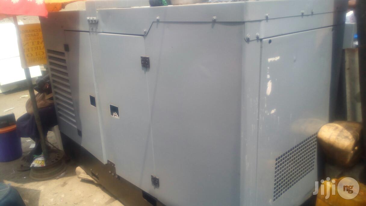 Perfect 60kva 1000 Seeies Perkins Generator