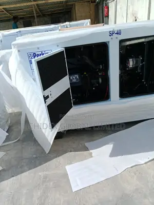 40kva Perkins Diesel Soundproof Generatorse