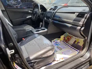 Toyota Camry SE 4dr Sedan (2.5L 4cyl 6A) 2013 Black