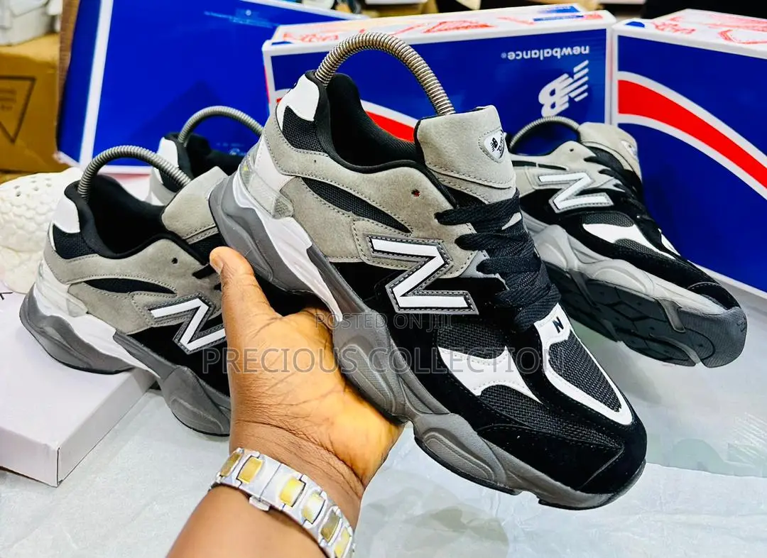 Unisex New Balance Sneakers