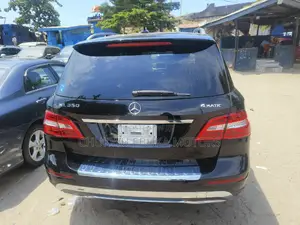 Mercedes-Benz M Class ML 350 4Matic 2013 Black