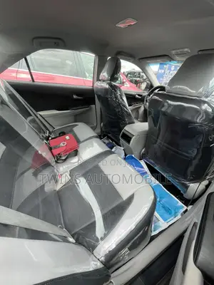 Toyota Camry LE 4dr Sedan (2.5L 4cyl 6A) 2013 Green