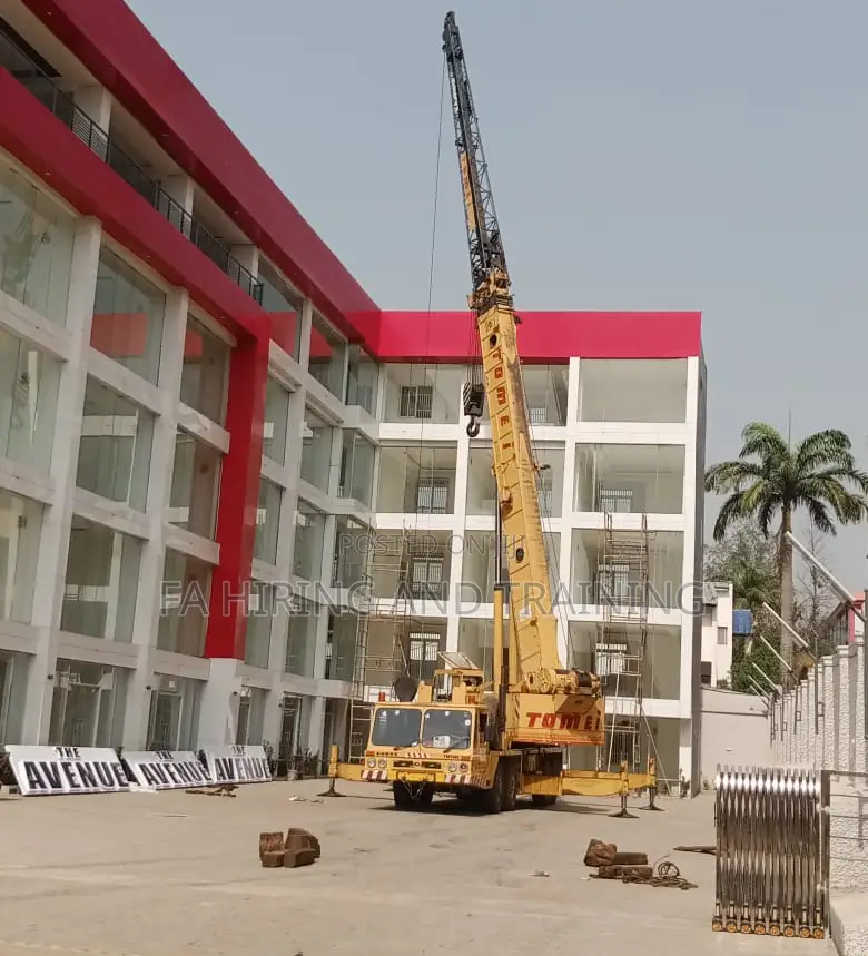 Cranes Available for Hiring
