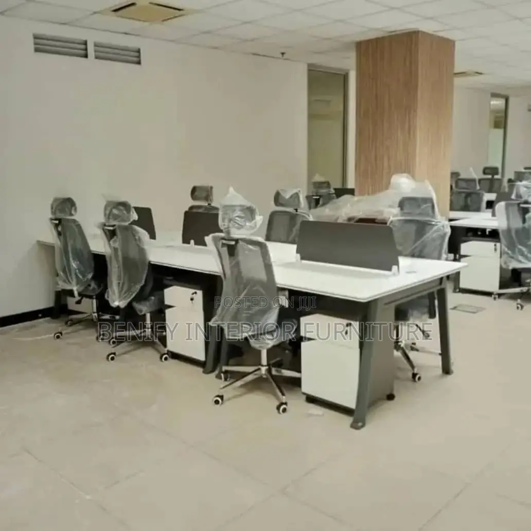 6 Seater Workstation