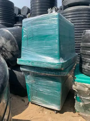 1,100 Liter Waste Bin With Tire