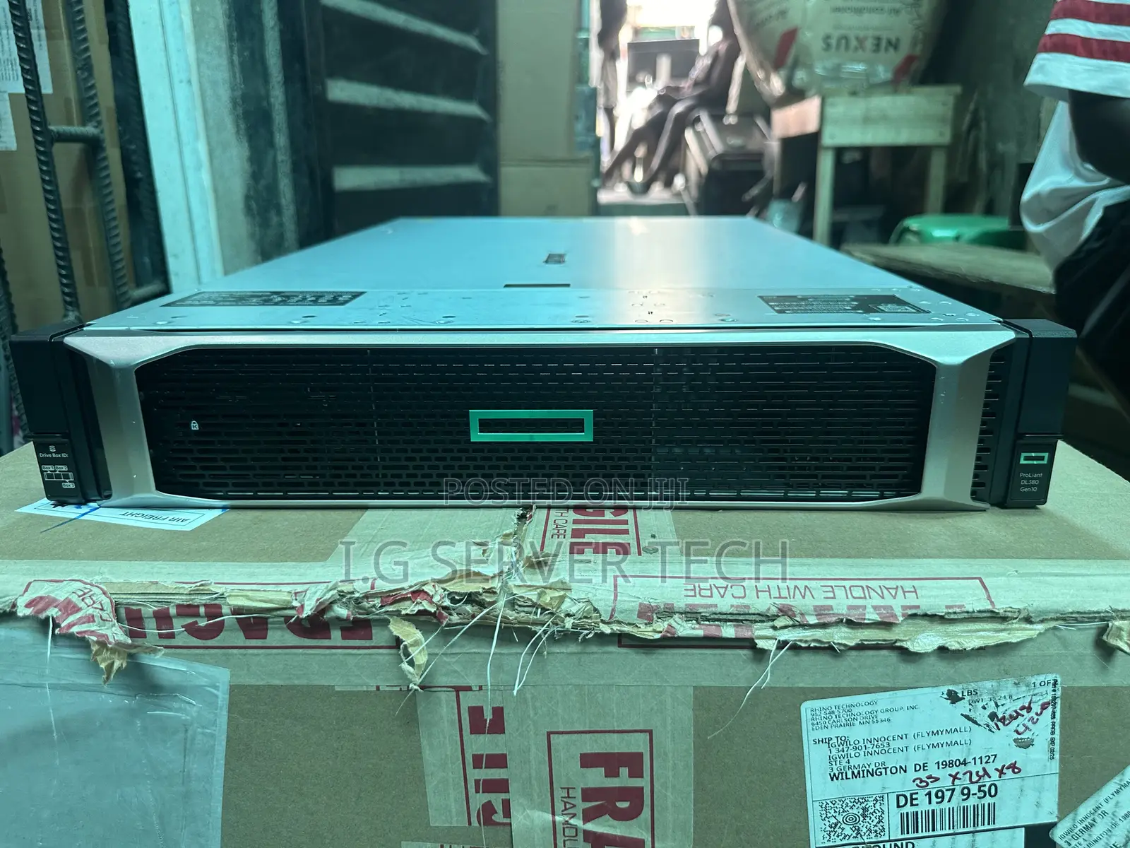 Server HP ProLiant DL380 Gen10 32GB Intel Xeon HDD 32GB