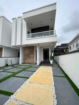 Furnished 5bdrm Duplex in Private Estate Ajah for sale