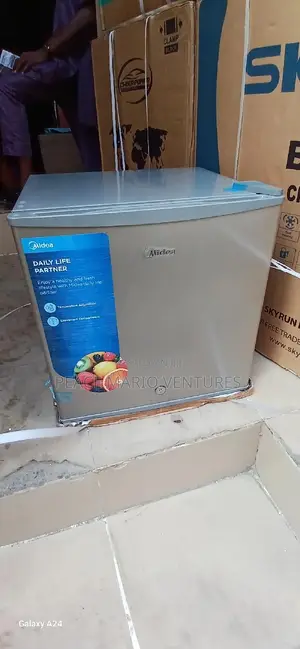 Midea Quality Bedside Refrigerator With 2years Warranty