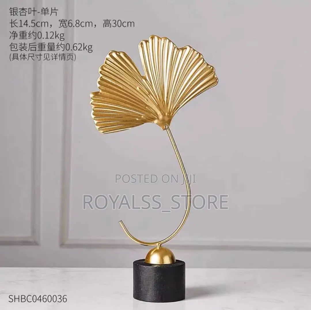 Nordic Light Luxury Sculpture Home Decor