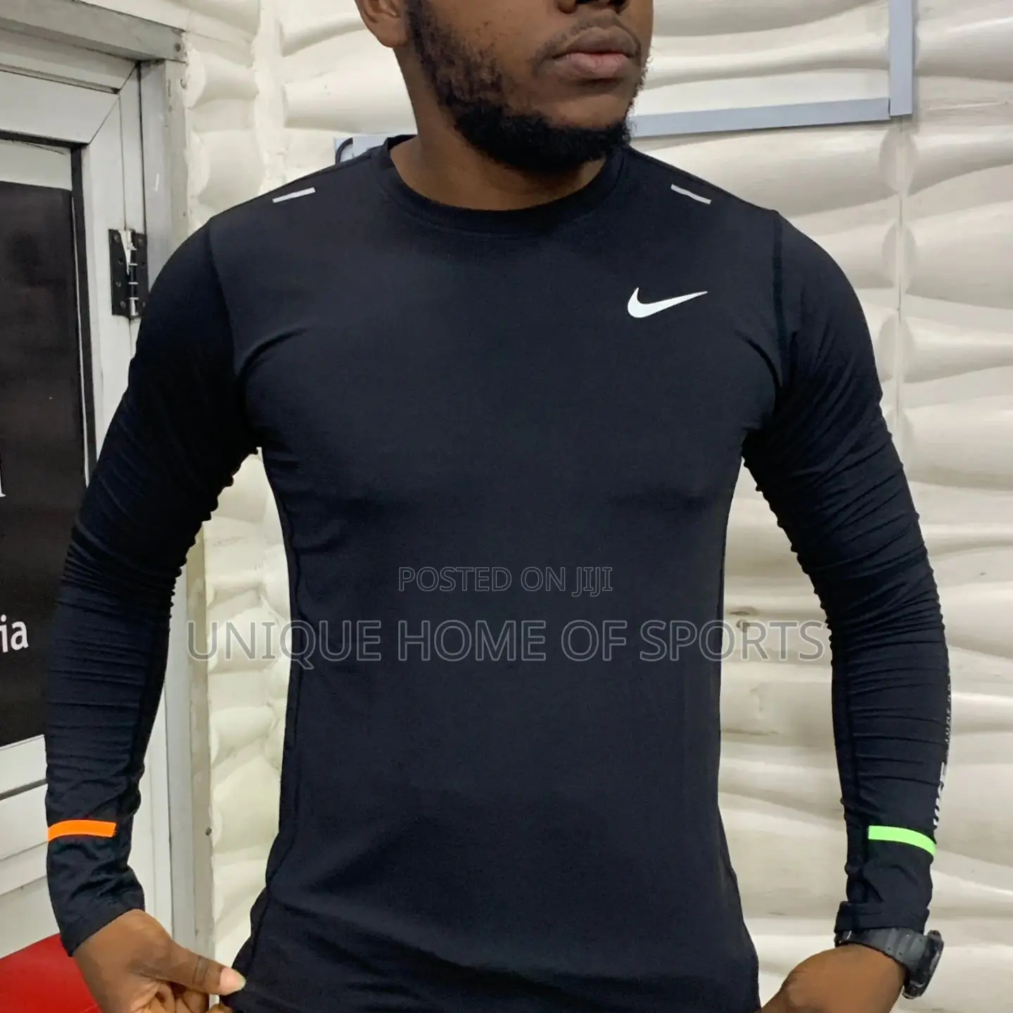Body Hugs Long Sleeve