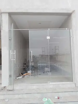 Double Swing Door -Mall-