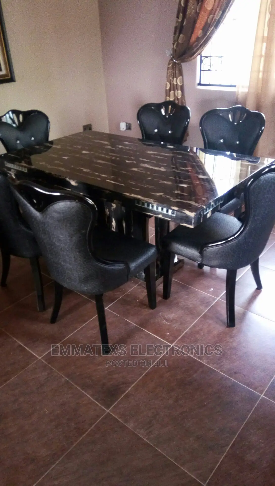 Marble Dinning Tables Sets