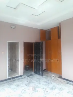 2bdrm Block of Flats in Radio Estate, Port-Harcourt for rent