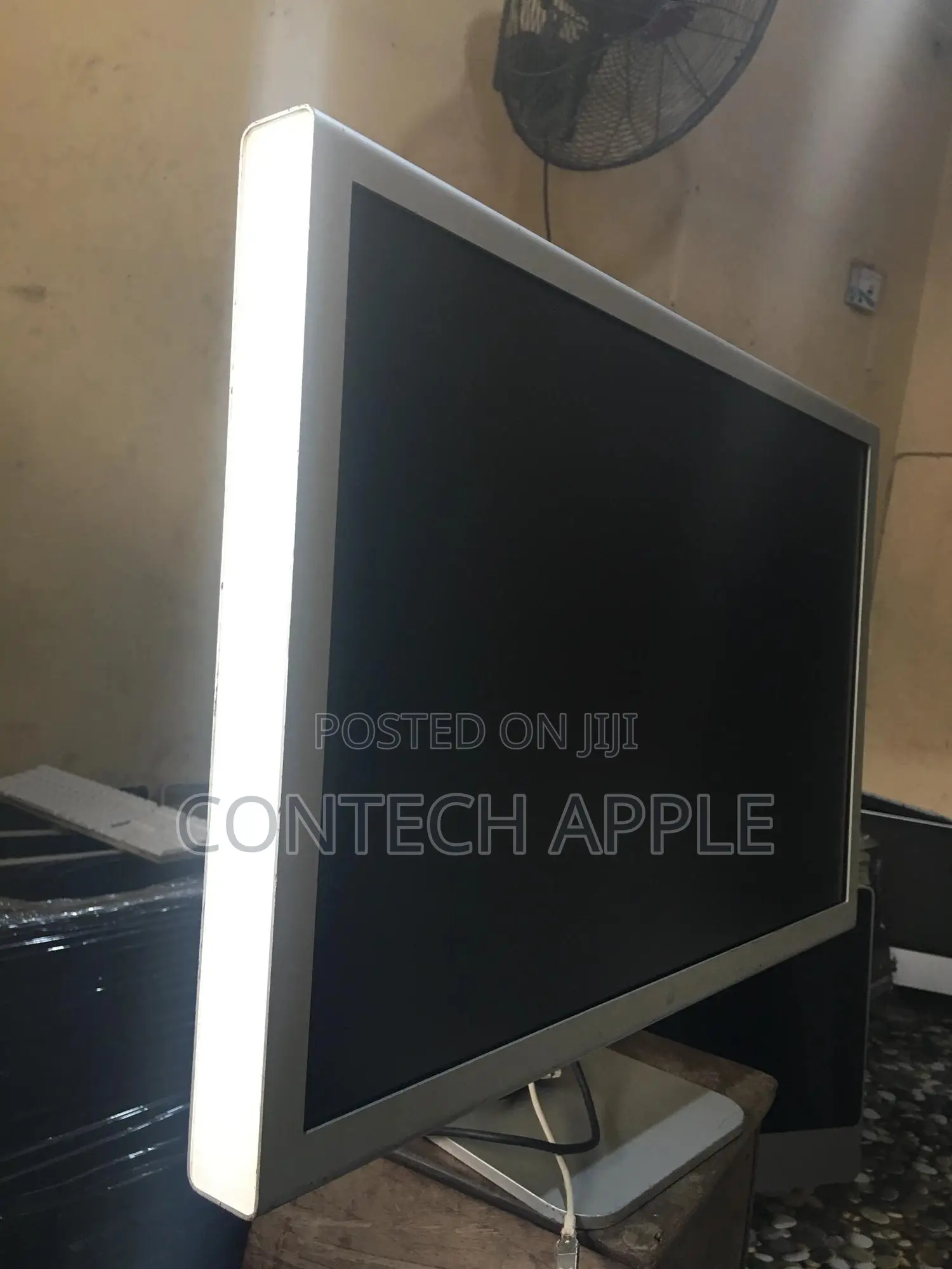 Apple Monitor