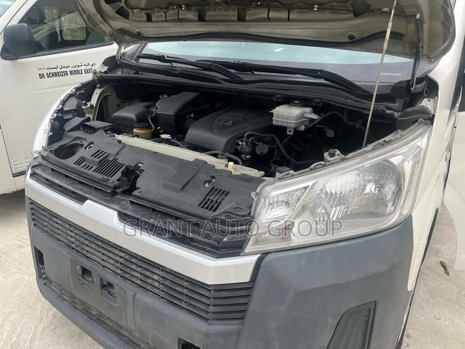 Toyota HiAce 2019 Silver