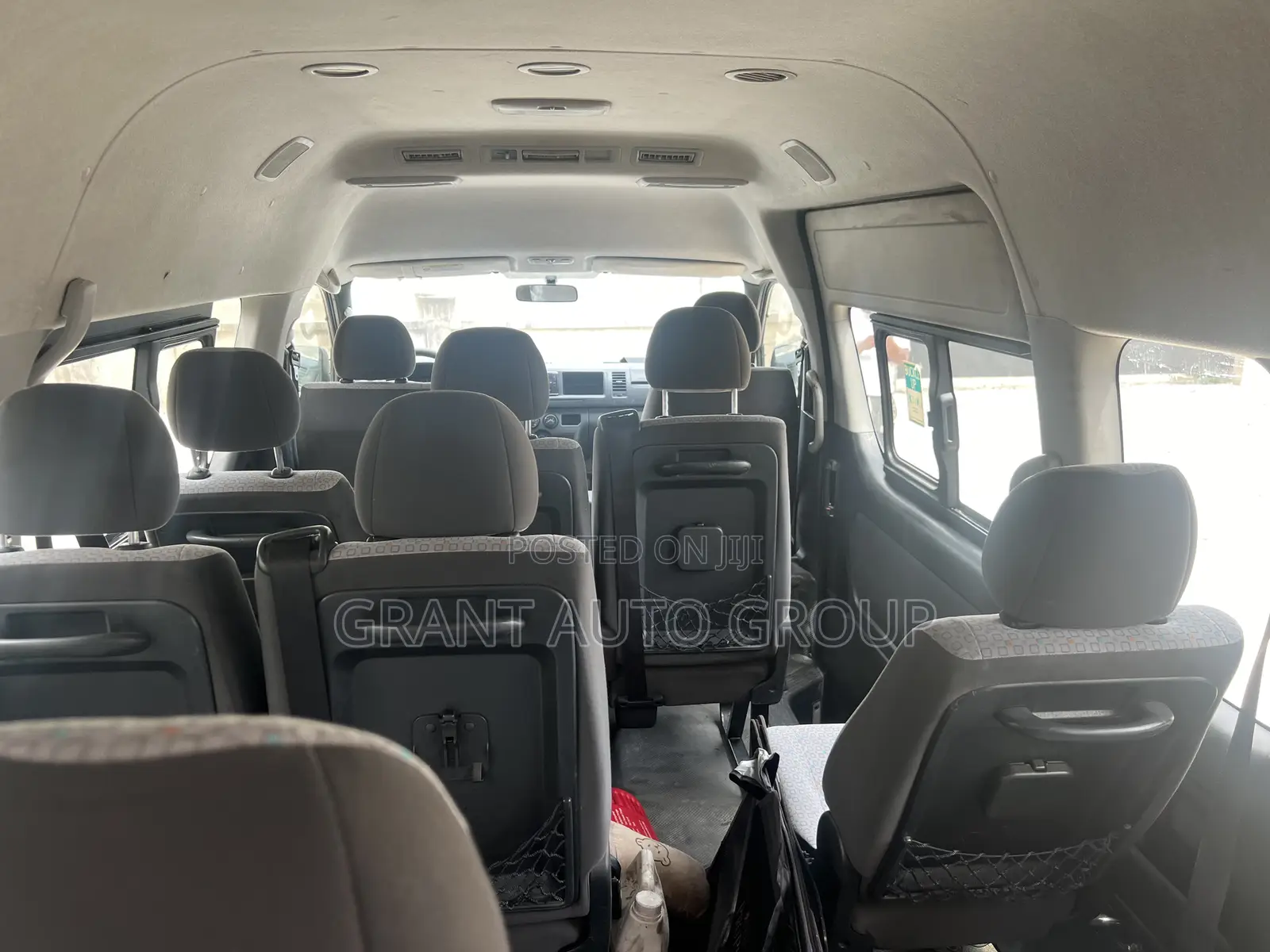Toyota HiAce 2016 White