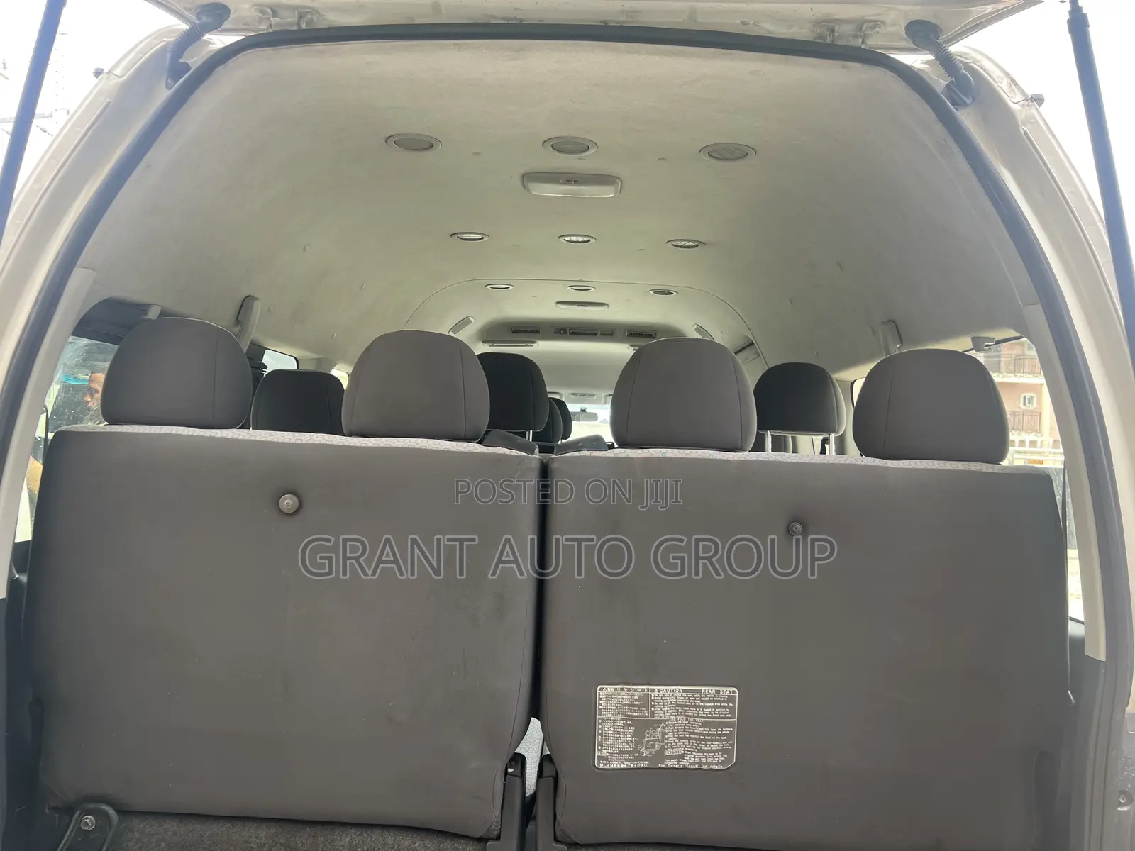 Toyota HiAce 2016 White