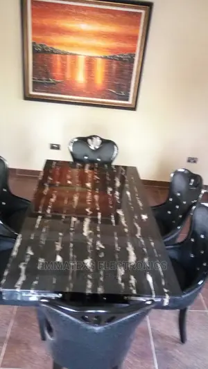 Marble Dinning Tables Sets