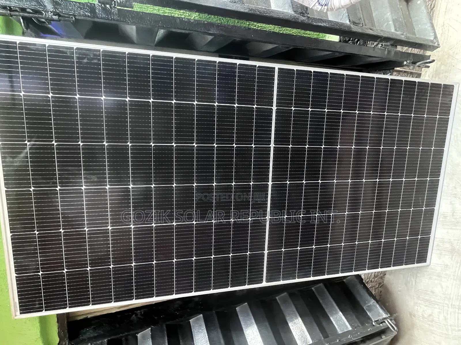 Jinko Solar Panels 585w
