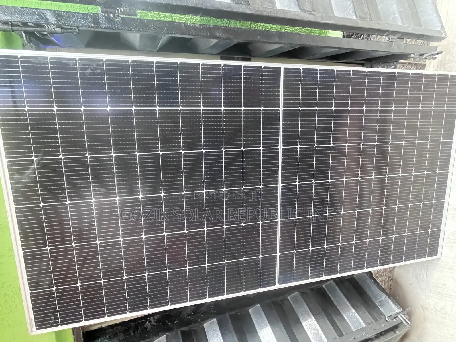 Jinko Solar Panels 585w