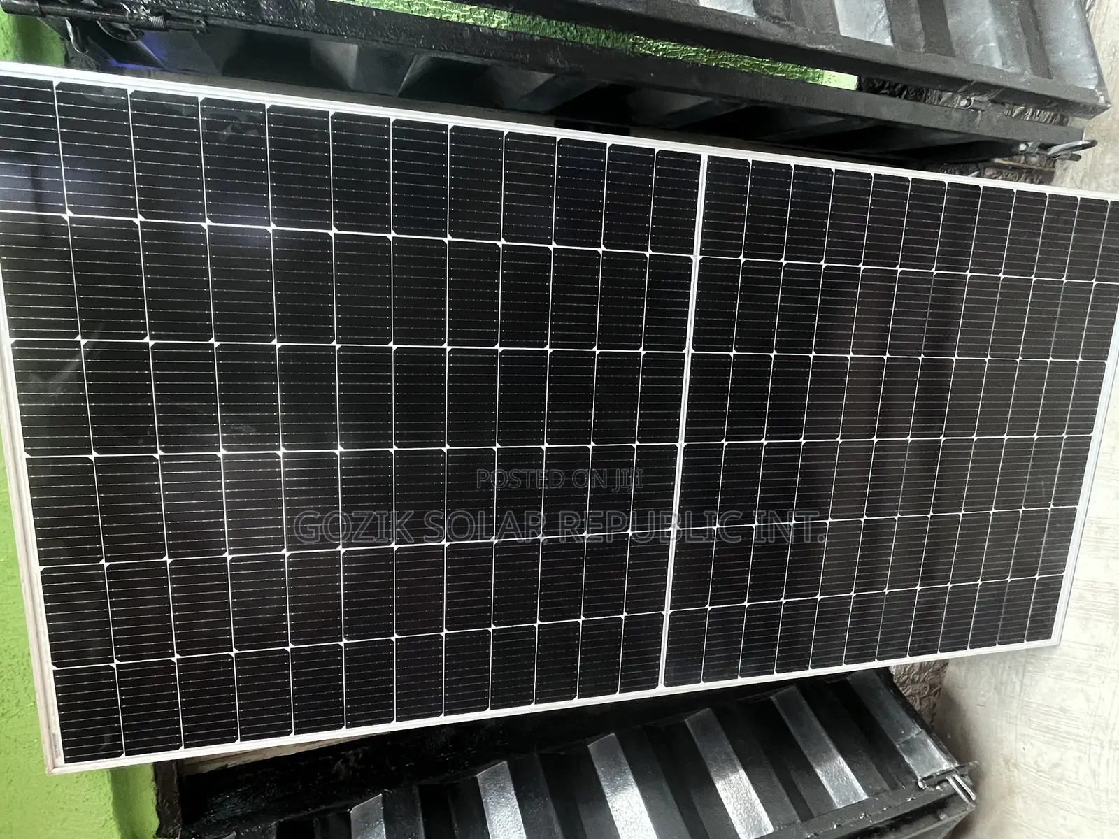 Jinko Solar Panels 585w