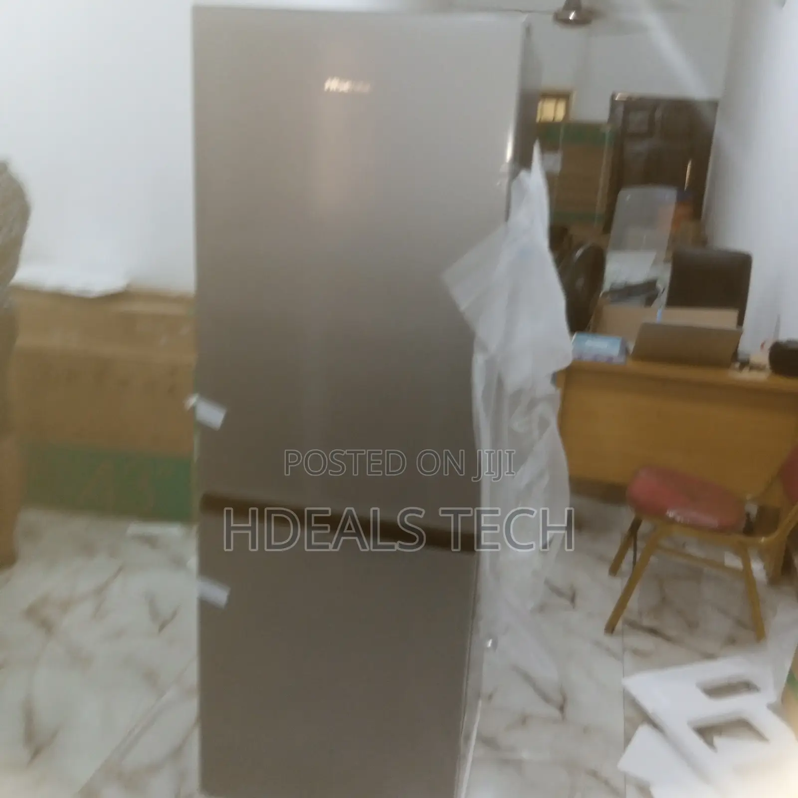 Brand New Hisence Refrigerator 225L.