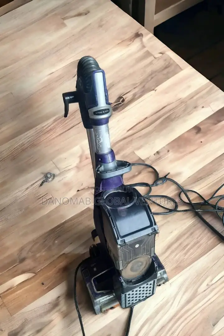 SHARK-FLEX Upright Vacuum Cleaner With Speed Control