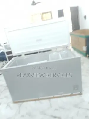 Key Lock With Two Basket Hisense 420L Chest Freezer