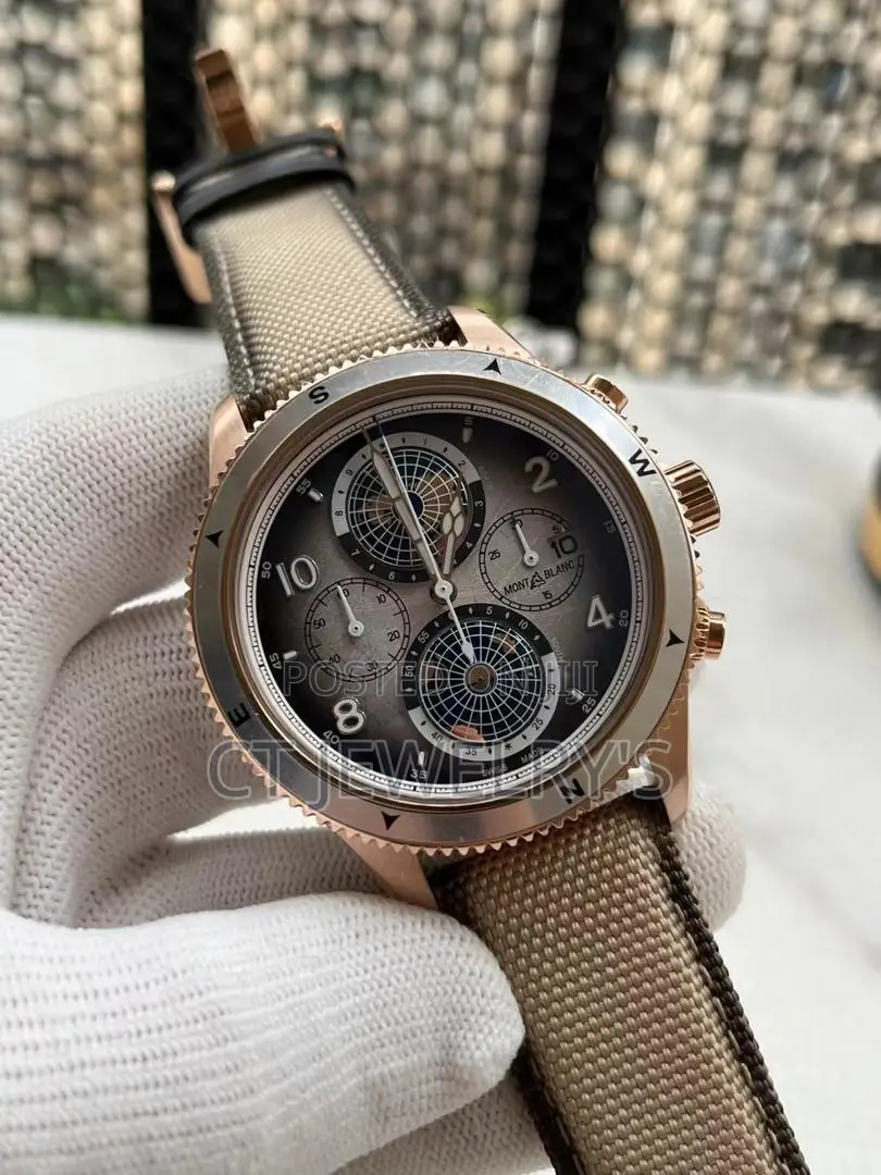 Nice MONT BLANC Leather Wristwatch Premium Quality 