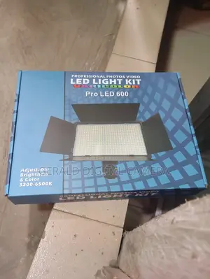 Video LED Light (Pro Led 600) With Stand