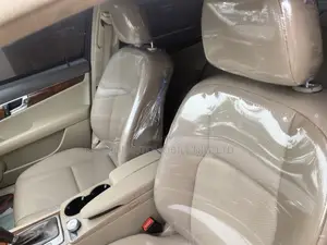 Mercedes-Benz C300 2009 Blue