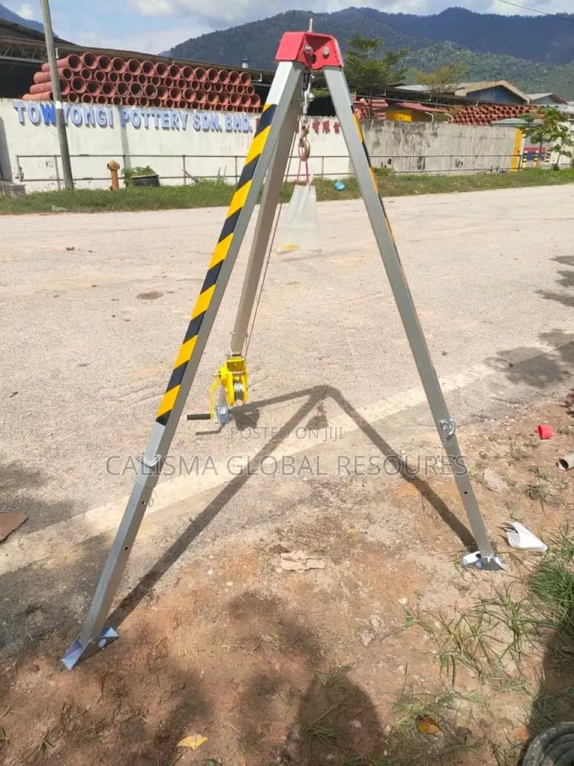Tripod Stand for Confined Space