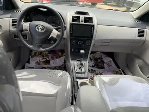 Toyota Corolla 2013 Black