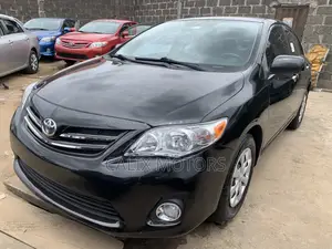 Toyota Corolla 2013 Black