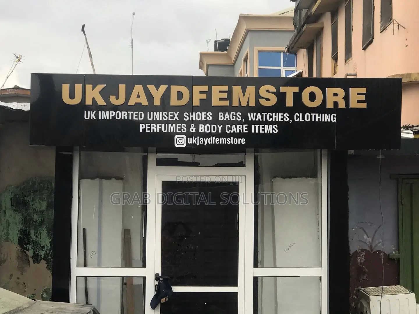 2D, 3D Signage and Cladding