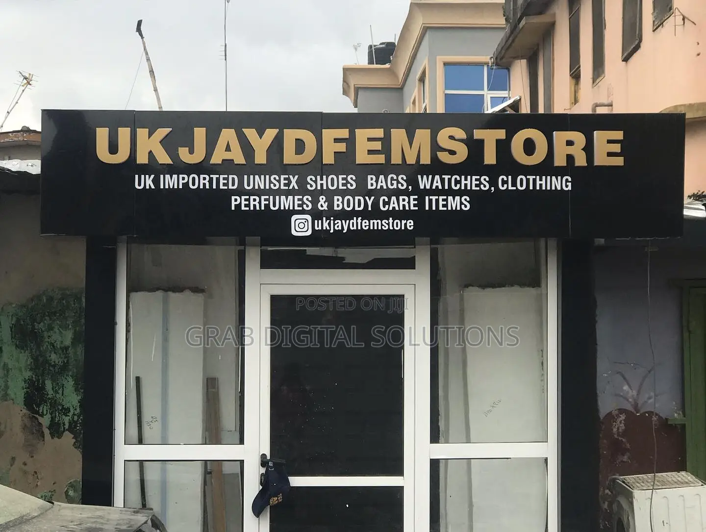 2D, 3D Signage and Cladding