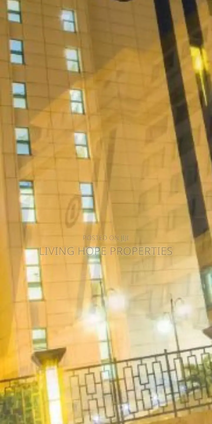 5-Stars Luxury Functional Waterfront International Hotel