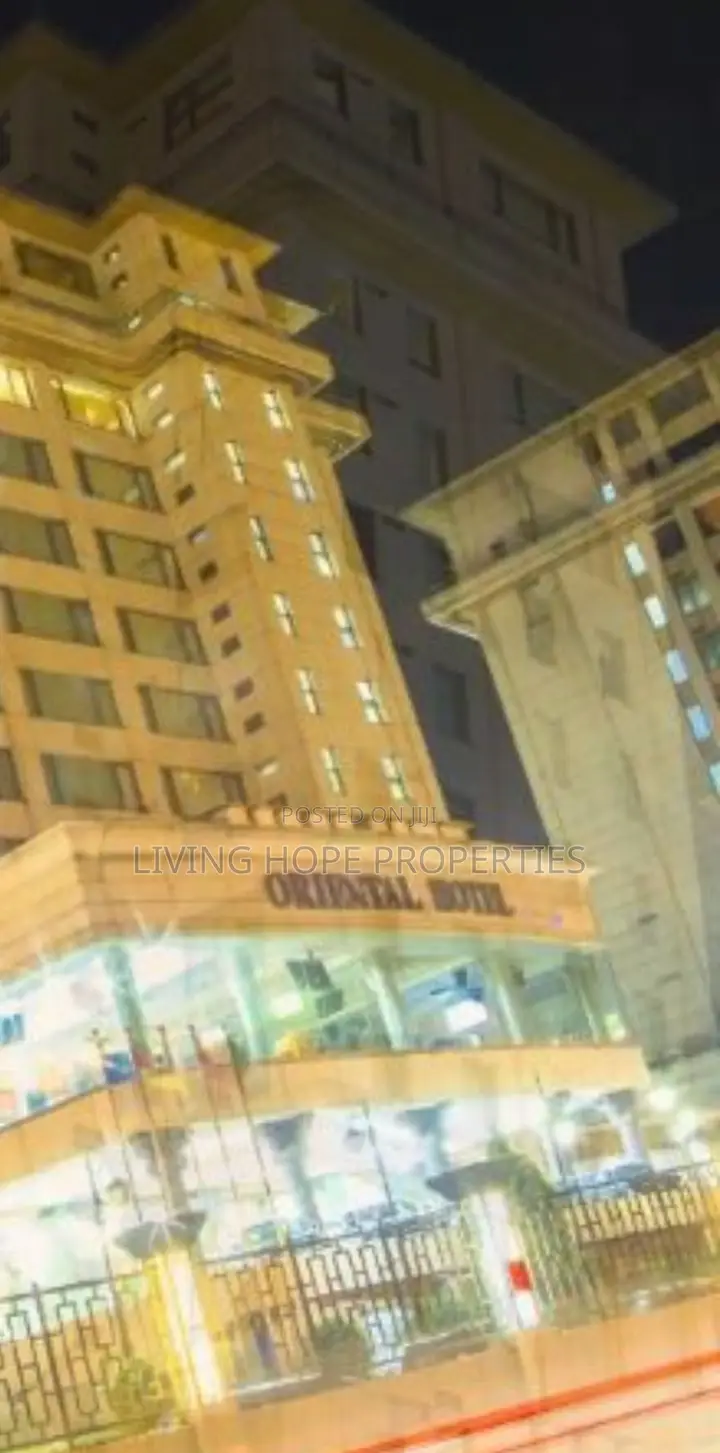 5-Stars Luxury Functional Waterfront International Hotel