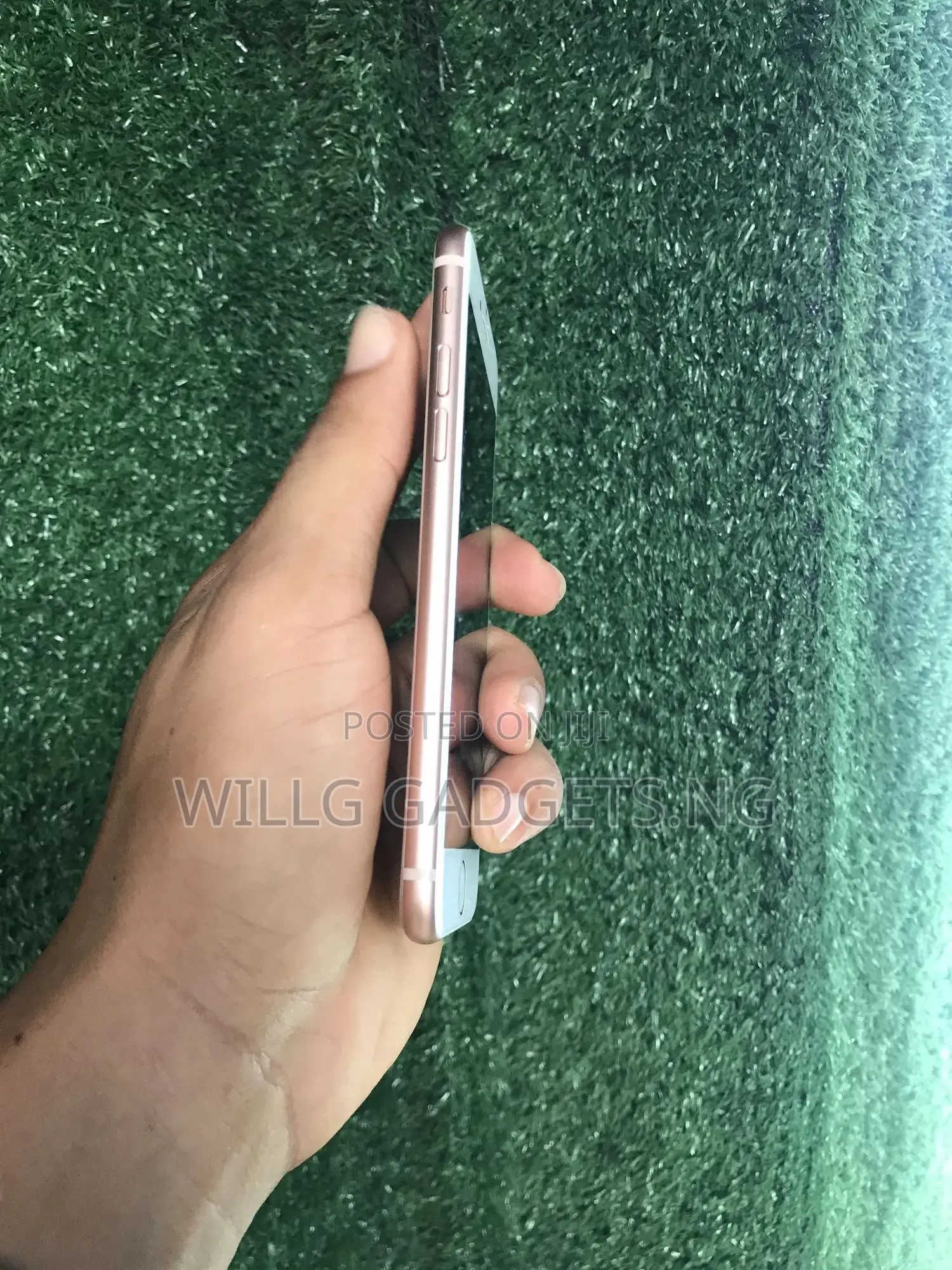 Apple iPhone 8 64 GB Gold
