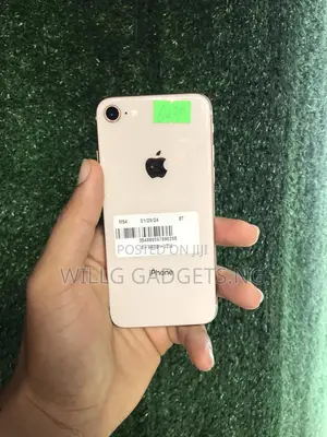 Apple iPhone 8 64 GB Gold