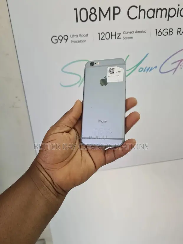 iPhone - takawksさん専用 iPhone 6s Silver 32 GB takawksさん専用 iPhone 6s Silver 32 GB