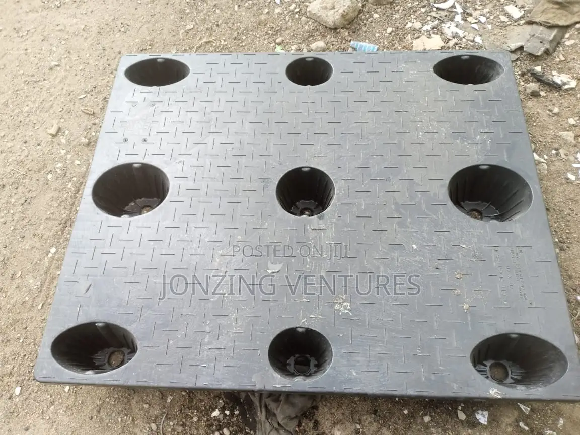 Heavy Duty Flat Surface Pallet