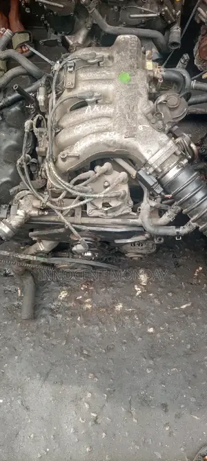 Nissan Pathfinder 1994, VG30 Engine.