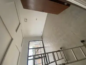 3bdrm Duplex in Dawaki for rent