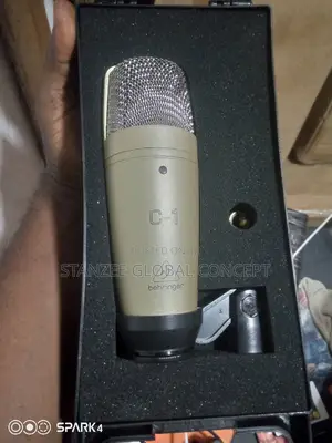 Behringer C-1 Studio Condenser Microphone